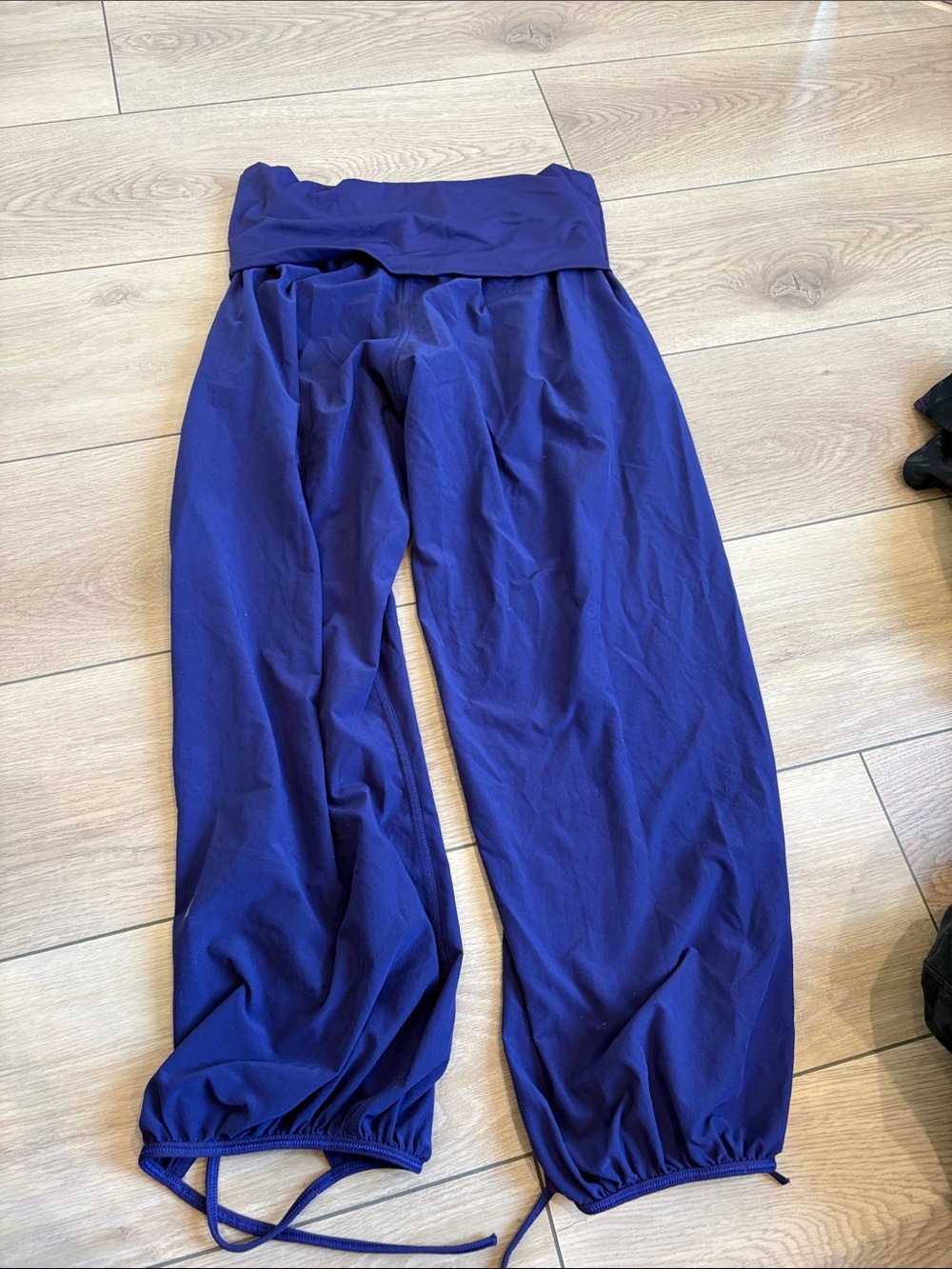 lululemon athletica Wide-Leg Drawstring Hem Pants in Deep Blue-Purple